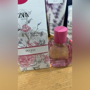 Zara peony perfume